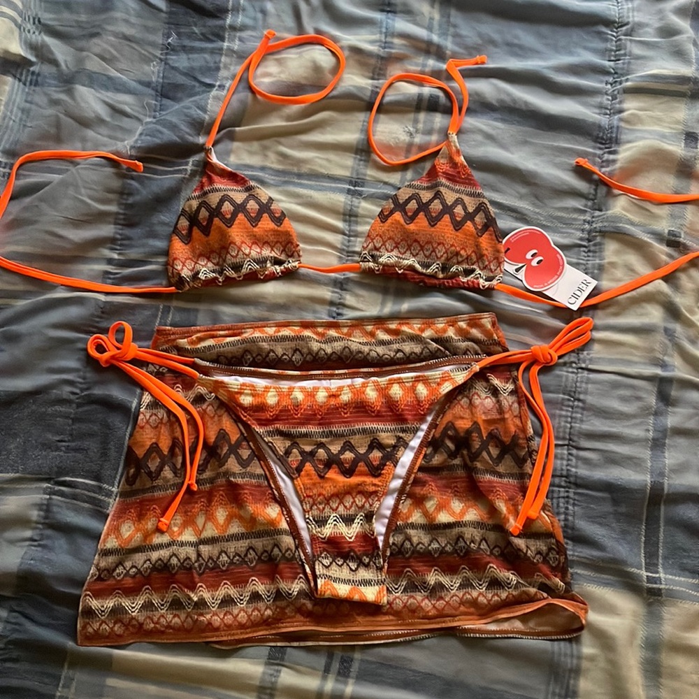 CIDER boho patterned 3 piece bathing suit